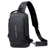 کیف کراسبادی مشکی با چاپ FASHION و پورت USB جانبی، مناسب حمل روزانه و شارژ موبایل