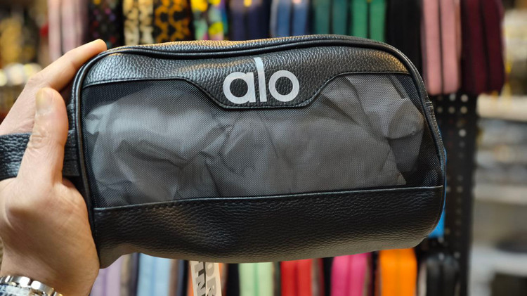 کیف شوزبگ توری با استایل روزمره - ترکیب با لباس مجلسی و اسپرت