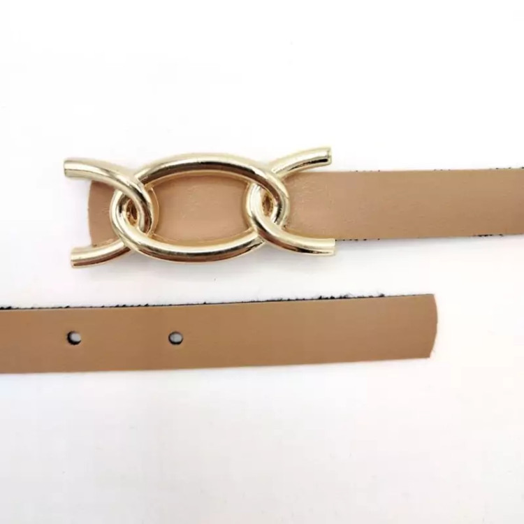 سگک طلایی کمربند کارتیر - طرح اختصاصی با لوگوی برند