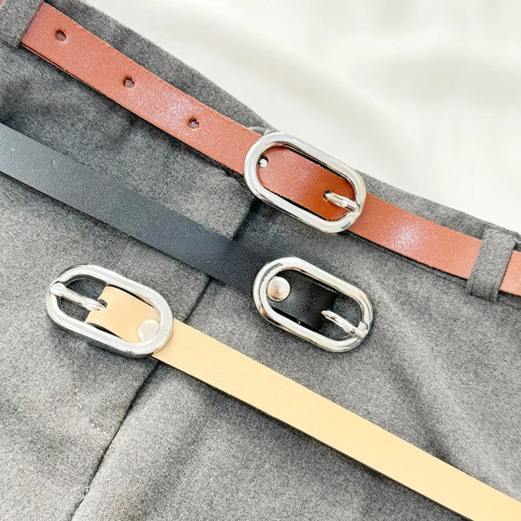 کمربند چرم مصنوعی زنانه مینیمال - طرح باریک 1.5 سانتی متری با سگک زبانه دار