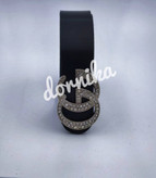 کمربند زنانه بند مشکی با سگک گوچی نقرهای براق نگیندار، مناسب استایل شب و رسمی