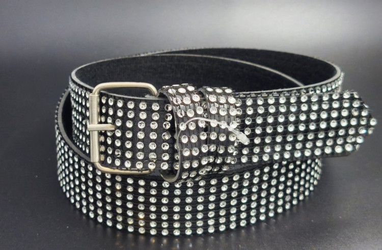 کمربند نگین کاری شده زنانه - کمربند مشکی با نگین نقره ای