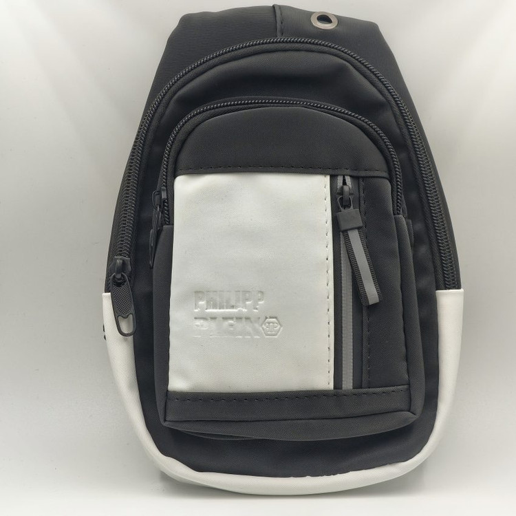 کیف کراسبادی سفید برند Philipp Plein با جیب جلوی برجسته