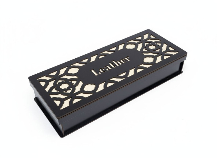 جعبه چوبی منبتکاریشده با طرح کلمه Leather برای ست چرم طبیعی مدیریتی مشکی